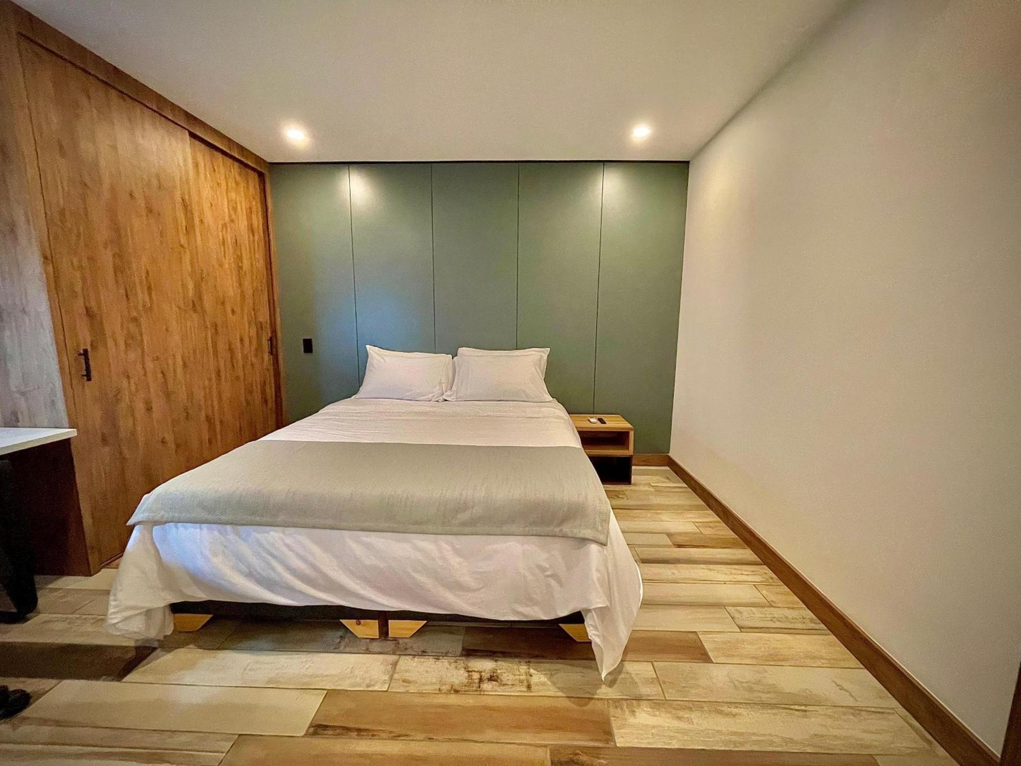 Nomadic Hotel