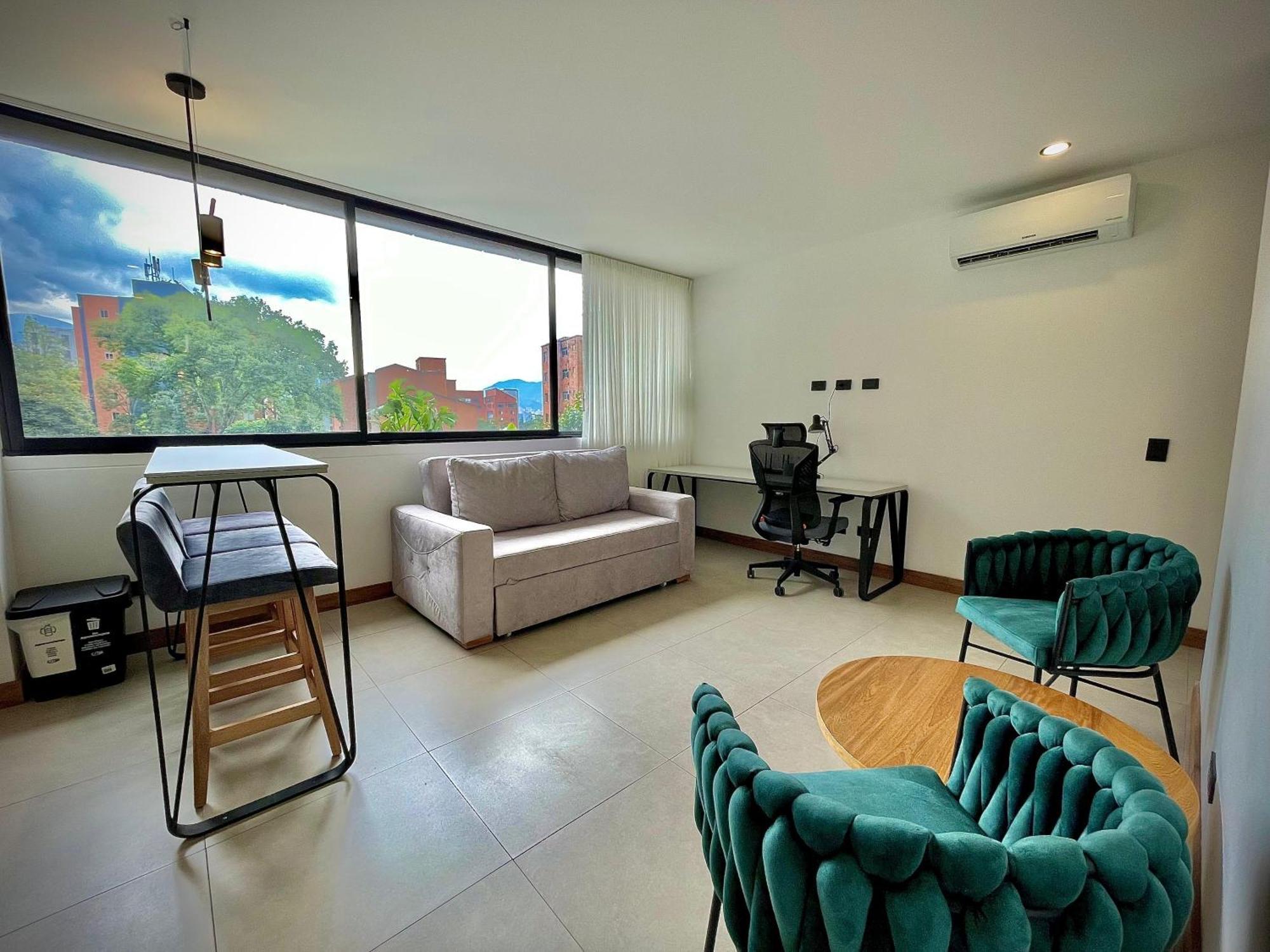 Nomadic Hotel